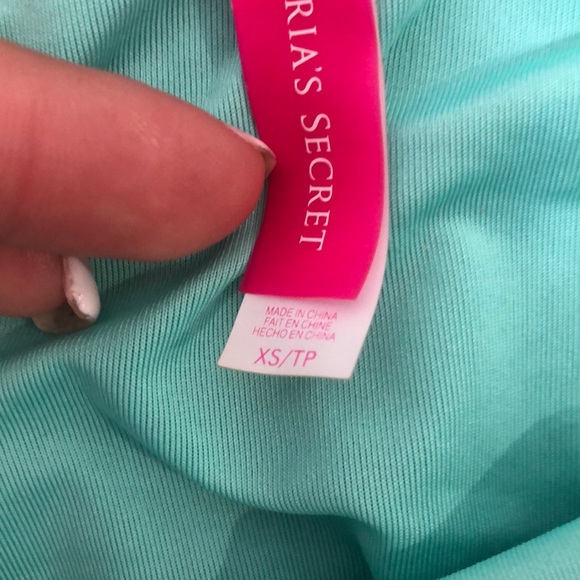 VICTORIA SECRET SWIM! - Picture 3 of 4